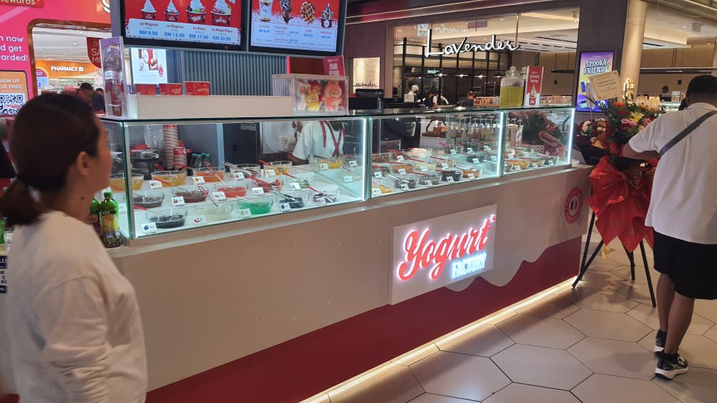 WhatsApp Image 2025-11-01 at 21.07.00 (1)