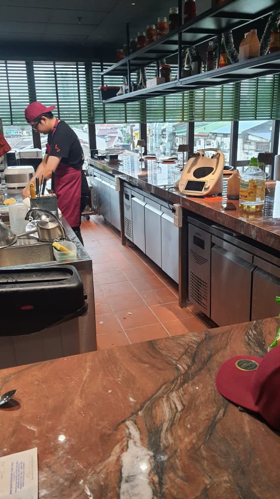 WhatsApp Image 2025-12-18 at 17.07.26 (1)