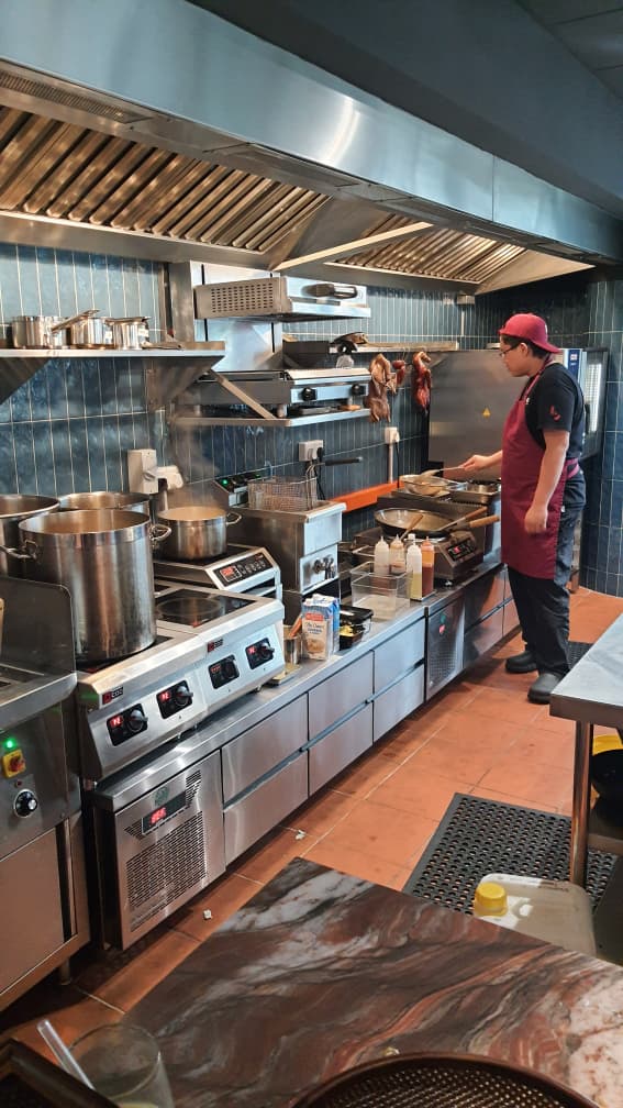 WhatsApp Image 2025-12-18 at 17.07.28 (1)